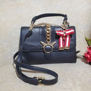 LYN Crossbody Bag